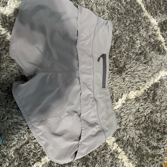 LULULEMON SHORTS - Picture 4 of 8